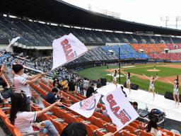 ‘마지막 선수’가 입장했다…진짜 야구가 시작됐다