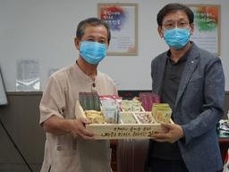 "오늘 점심은 친환경으로" aT농식품유통교육원, 에코-프라이데이 <strong>현판</strong>식 진행