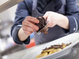 내가 완성한 셰프 요리, <strong>일본</strong>의 새로운 테이크아웃 <strong>모델</strong>