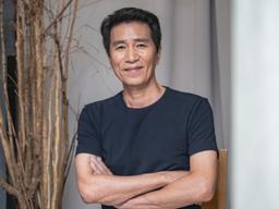 "라이징 스타라고 놀려"..신정근이 밝힌 #강철비2 #<strong>히든</strong>카드 #정우성