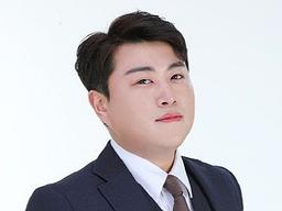 김호중, 누군가는 손바닥으로 <strong>하늘</strong>을 가리고 있다