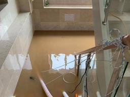 광주 영산강 인근 <strong>납골당</strong> 침수…유족 "유골함 잠겨도 연락 없어"