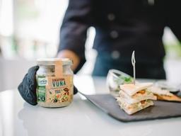 식물성 단백질로 만든 <strong>참치</strong>, 트렌드 따라 확장되나