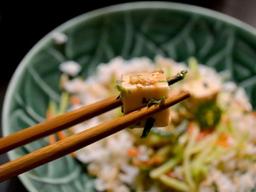 ‘<strong>식물성 단백질</strong> 덮밥’ 채식 메뉴 즐기는 태국