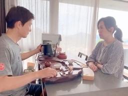 <strong>최수종</strong>♥<strong>하희라</strong>, 60년 된 차로 오붓한 티타임 "차 마시며 건배하는 우리"