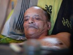 '이제 날 보내주세요' 곡기 끊은 프랑스 불치병 환자