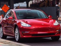 '바퀴 달린 아이폰' <strong>테슬라</strong>,혁명을 꿈꾸다