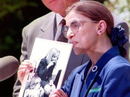 "난 반대한다" 진보 아이콘 긴즈버그, 이루지 못한 꿈 하나