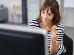 “스낵 · 에너지드링크 사들인다” 재택근무후 달라진 美 구매<strong>패턴</strong>