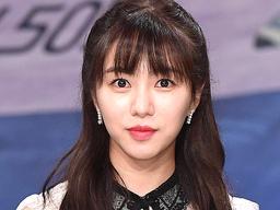 권민아, <strong>전속계약</strong> 해지도 폭로? “할 말 많지만..기다려달라” vs “본인 의사 존중”