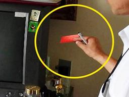 “공포의 <strong>빨간딱지</strong>” 압류스티커 떼면 벌어지는 일