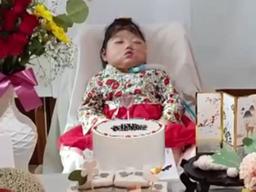 <strong>신생아</strong> 아영이 학대 1년..."심장 뛰는 게 기적"