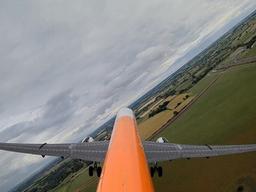 새처럼 날개 퍼덕이는 항공기 나올까?