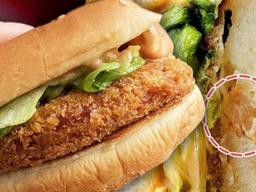 KFC가 단종 4년만에 재출시해 <strong>롯데리아</strong> 자리 넘보는 중이라는 버거 정체