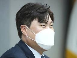 '아빠'된 '코리안 몬스터' 류현진 "야구보다 육아가 힘들어요"