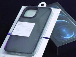 휴대폰보다 <strong>케이스</strong>가 3달 먼저 나온다고? 중국의 기상천외한 <strong>폰</strong> <strong>케이스</strong> 제작 방법