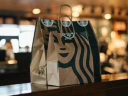 스타벅스가 배달에 머뭇거리는 이유는?