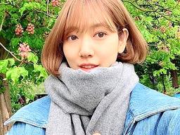 도저히 못참겠다, 여배우가 너무 그립다며 올린 사진 한 장