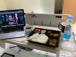 <strong>코로나</strong> <strong>완치자</strong>의 고백 “퇴원후 더 괴로운 싸움합니다”