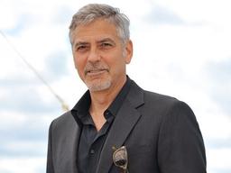 “너희가 없었다면…” <strong>조지 클루니</strong>, 친구 14명에 11억 ‘통큰’ 선물