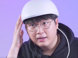 LG가 내놓은 <strong>탈모</strong> 치료기, 1천만 <strong>탈모</strong>인의 희망될까?