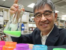 필기구 잉크 세계 1위 “이젠 폰·TV용 1위 목표”