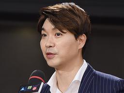 <strong>박수홍</strong> 악플 "반백살 장가 못가? 속사정 있다, 손가락질 하지 말길"