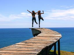 [ESC] 누구나 ‘델마와 루이스’가 되는 ‘영혼의 선착장’