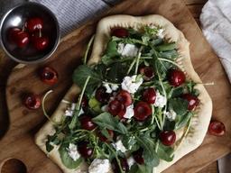 겨울에 만나는 체리로 영(<strong>YOUNG</strong>)하게…체리 리코타피자