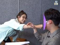 "인간 <strong>아이유</strong>? 인간성 결핍"…남동생 충격 폭로