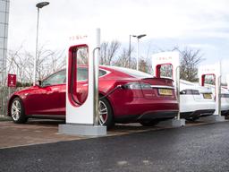 구글 추월한 테슬라 자율주행 데이터 "이유 있었네"