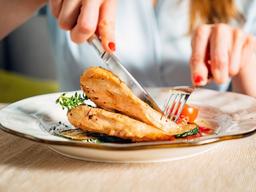 ‘저탄고단’ 다이어트? <strong>탄수화물</strong> 안 먹으면 생기는 일