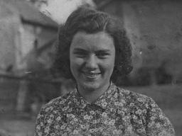 한 남자의 예언대로 살 수밖에 없었던 여자