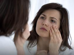 "치매환자는 눈에 OO이 생긴다?"