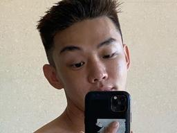 유아인, <strong>새해</strong> 금연 선언…"콜록콜록 빠잉담배"