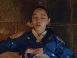 ‘<strong>철인왕후</strong>’ 김정현 “신혜선에 흔들린다” 폐위 반대…신혜선, 무당에 정체 발각?