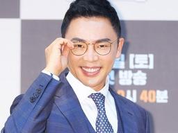 '석사 논문 복붙·짜깁기' 설민석, 표절 인정→<strong>방송</strong> <strong>하차</strong> "참담한 심정" [종합]