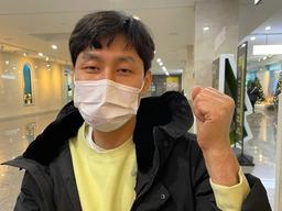 100일 딸 번쩍 들었다…'남의 <strong>팔</strong>' 4년, 근육<strong>팔</strong>로 변신한 男