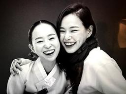 이하늬, 미모의 친언니 공개..알고보니 언니도 <strong>국악인</strong>