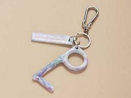 "<strong>병뚜껑</strong> 모으니 열쇠고리 오네"…유통업계에 ‘탈'플라스틱 바람