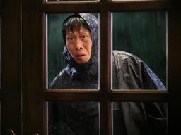 [라제기의 '배우'다] 만취 선배가 새 <strong>차</strong>를 훼손해도 <strong>유해진</strong>은 씩 웃었다