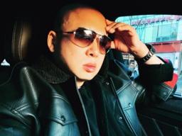 <strong>돈스파이크</strong>, 25kg 감량하더니50일 챙기는 사랑꾼.."여친 20대 아님"