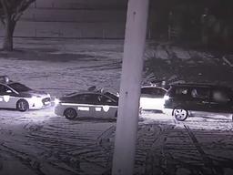 [단독] "늦은 밤 차에서 <strong>주사</strong>를"…CCTV에 딱 걸렸다