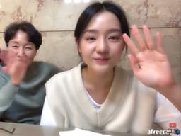 '췌장암 2기' 하알라, 건강 악화로 <strong>방송</strong> <strong>중단</strong>..아빠 엄마와 눈물