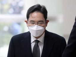 <strong>이재용</strong> "흔들림 없이 한마음 되어주길"...임직원들에 첫 옥중 메시지