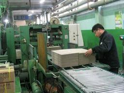 "박스 없어 <strong>뽁뽁이</strong>로"…설 앞두고 '박스대란' 본격화