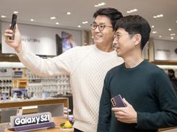 “누구나 금손 되는 <strong>갤럭시S</strong><strong>21</strong> 카메라, 개발자들 발품으로 만들었죠”