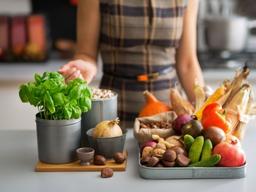 줄어드는 에스트로겐, 음식으로 보충하려면…