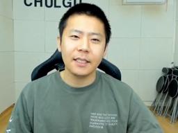 '故박지선' 비하한 <strong>BJ철구</strong> 두달만에 복귀…"돈 떨어져서 왔다"