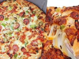 모르는 사람 없다는 빵집과 손잡고 만들었다는 3천원대 피자